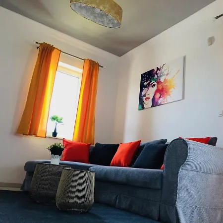 Avolan 50 M2 דירה *