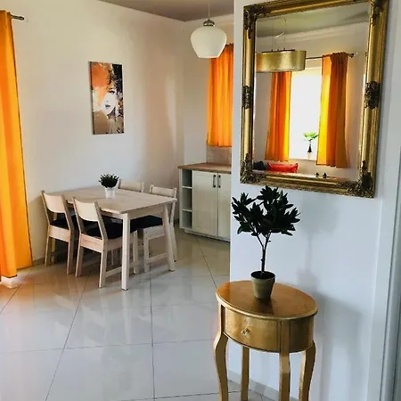 Avolan 50 M2 דירה *