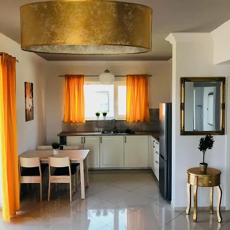 Avolan 50 M2 * מידז'יוודז'י